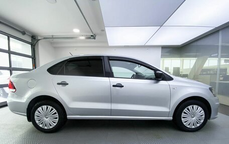 Volkswagen Polo VI (EU Market), 2015 год, 955 000 рублей, 5 фотография