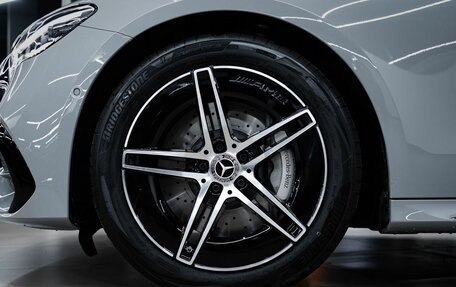 Mercedes-Benz E-Класс, 2025 год, 9 490 000 рублей, 4 фотография