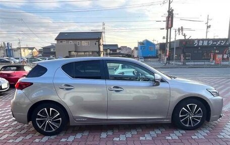 Lexus CT I рестайлинг, 2017 год, 1 690 000 рублей, 5 фотография