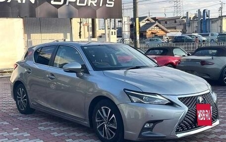 Lexus CT I рестайлинг, 2017 год, 1 690 000 рублей, 4 фотография