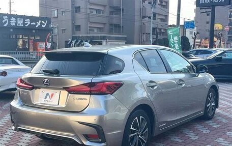 Lexus CT I рестайлинг, 2017 год, 1 690 000 рублей, 7 фотография