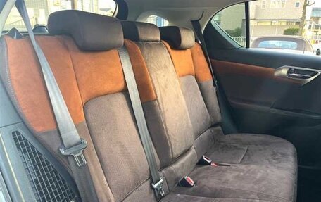 Lexus CT I рестайлинг, 2017 год, 1 690 000 рублей, 12 фотография