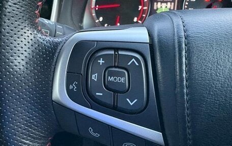 Toyota Harrier, 2020 год, 2 045 000 рублей, 27 фотография