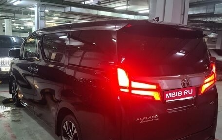 Toyota Alphard III, 2021 год, 8 400 000 рублей, 2 фотография