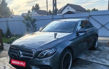 Mercedes-Benz E-Класс, 2018 год, 2 700 000 рублей, 6 фотография