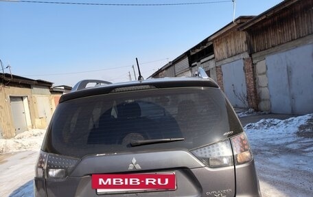 Mitsubishi Outlander III рестайлинг 3, 2010 год, 1 255 000 рублей, 2 фотография