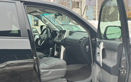 Toyota Land Cruiser Prado 150 рестайлинг 2, 2012 год, 2 350 000 рублей, 10 фотография