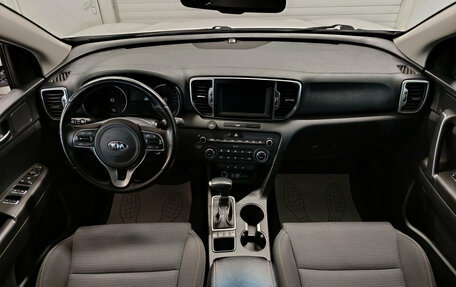 KIA Sportage IV рестайлинг, 2017 год, 2 320 000 рублей, 10 фотография