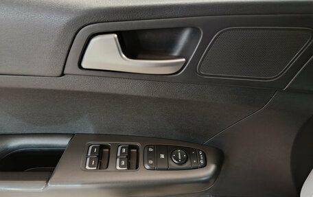 KIA Sportage IV рестайлинг, 2017 год, 2 320 000 рублей, 14 фотография