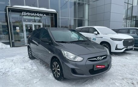 Hyundai Solaris II рестайлинг, 2013 год, 734 000 рублей, 3 фотография