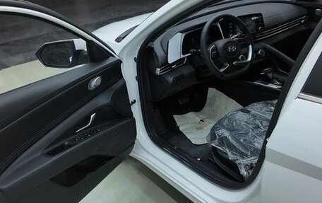 Hyundai Elantra, 2025 год, 2 010 000 рублей, 7 фотография