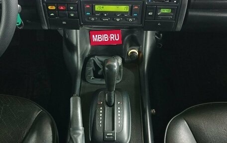 Land Rover Discovery III, 2004 год, 799 000 рублей, 13 фотография