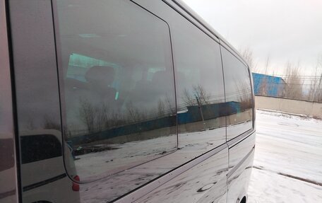 Volkswagen Multivan T5, 2011 год, 2 355 000 рублей, 13 фотография