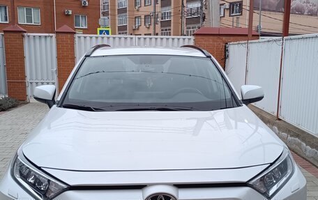 Toyota RAV4, 2021 год, 3 400 000 рублей, 4 фотография