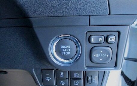 Toyota Corolla, 2022 год, 1 198 000 рублей, 12 фотография