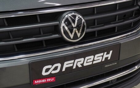 Volkswagen Tiguan II, 2021 год, 2 470 000 рублей, 11 фотография