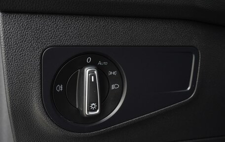 Volkswagen Tiguan II, 2021 год, 2 470 000 рублей, 24 фотография