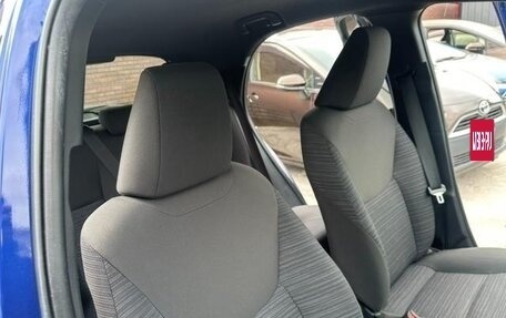 Toyota Yaris, 2021 год, 954 000 рублей, 18 фотография