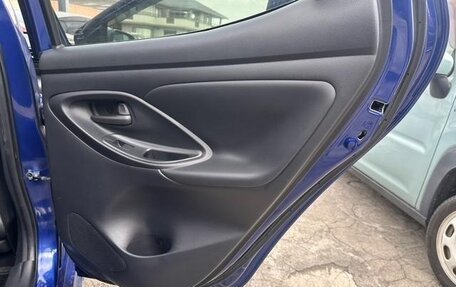 Toyota Yaris, 2021 год, 954 000 рублей, 19 фотография