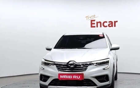 Renault Arkana I, 2022 год, 1 390 000 рублей, 2 фотография