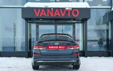 KIA Optima IV, 2018 год, 2 030 000 рублей, 4 фотография