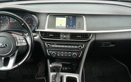 KIA Optima IV, 2018 год, 2 030 000 рублей, 18 фотография