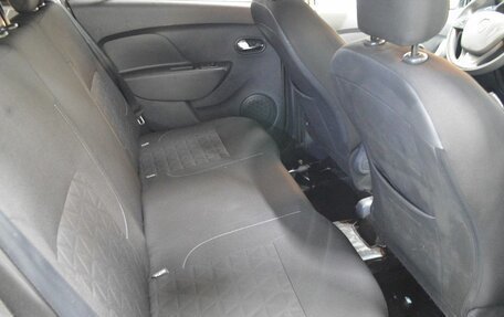 Renault Sandero II рестайлинг, 2016 год, 650 000 рублей, 13 фотография