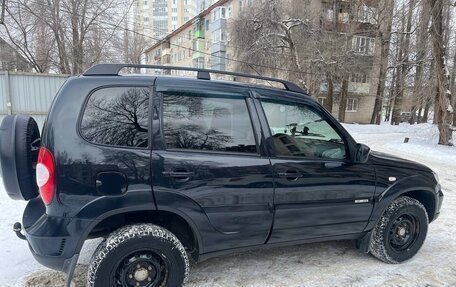 Chevrolet Niva I рестайлинг, 2018 год, 820 000 рублей, 9 фотография