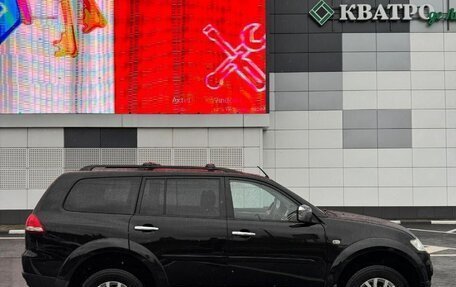 Mitsubishi Pajero Sport II рестайлинг, 2014 год, 1 850 000 рублей, 10 фотография