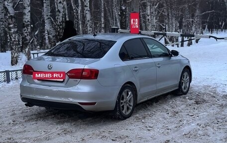 Volkswagen Jetta VI, 2011 год, 548 000 рублей, 5 фотография