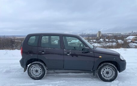 Chevrolet Niva I рестайлинг, 2018 год, 739 000 рублей, 4 фотография