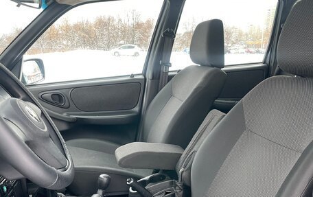 Chevrolet Niva I рестайлинг, 2018 год, 739 000 рублей, 13 фотография