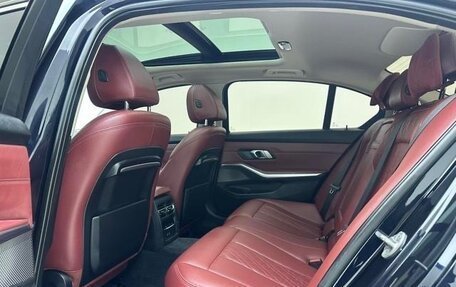 BMW 3 серия, 2022 год, 3 310 000 рублей, 9 фотография