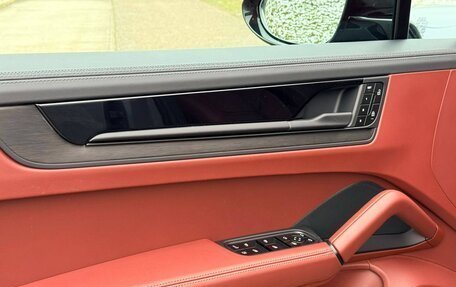 Porsche Cayenne III, 2025 год, 18 400 000 рублей, 13 фотография