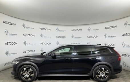 Volvo V60 Cross Country II, 2019 год, 2 975 000 рублей, 6 фотография