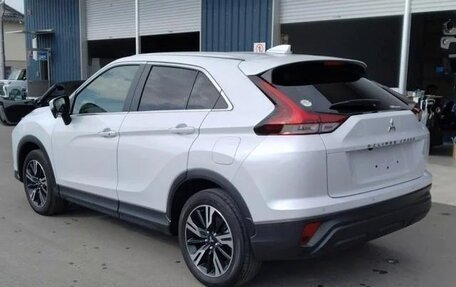 Mitsubishi Eclipse Cross, 2022 год, 1 899 000 рублей, 2 фотография