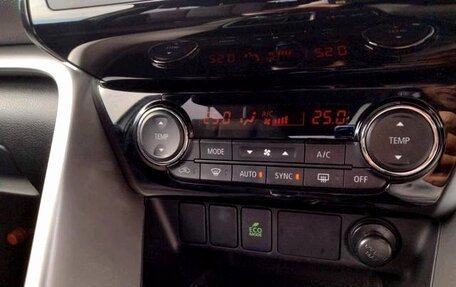 Mitsubishi Eclipse Cross, 2022 год, 1 899 000 рублей, 11 фотография