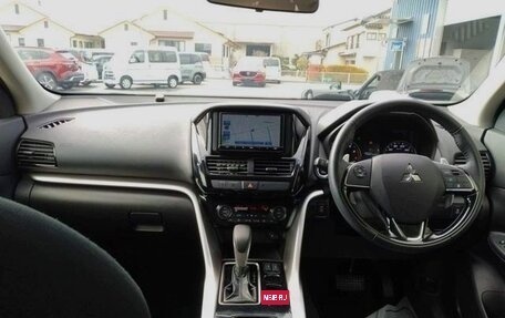 Mitsubishi Eclipse Cross, 2022 год, 1 899 000 рублей, 7 фотография