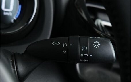 Toyota Yaris, 2022 год, 1 440 000 рублей, 16 фотография