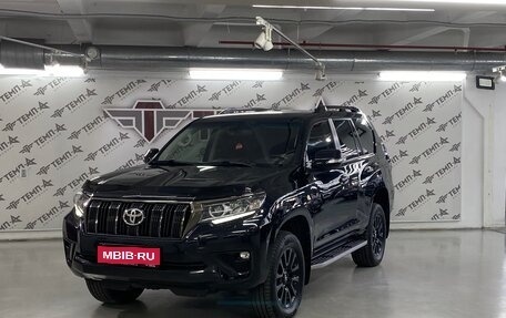 Toyota Land Cruiser Prado 150 рестайлинг 2, 2021 год, 7 150 000 рублей, 1 фотография