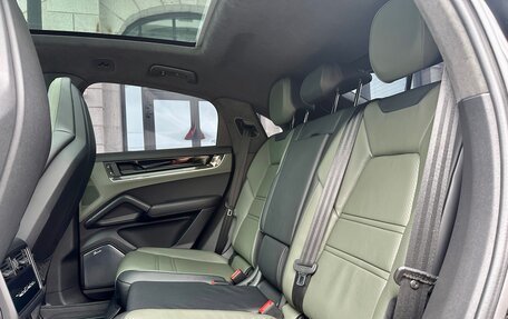 Porsche Cayenne III, 2024 год, 27 000 000 рублей, 5 фотография