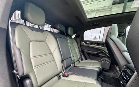 Porsche Cayenne III, 2024 год, 27 000 000 рублей, 20 фотография