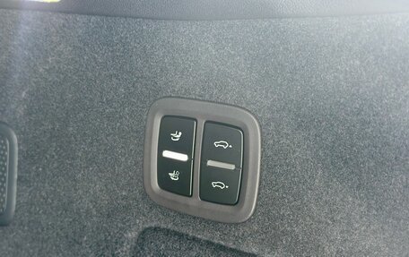 Porsche Cayenne III, 2024 год, 27 000 000 рублей, 18 фотография