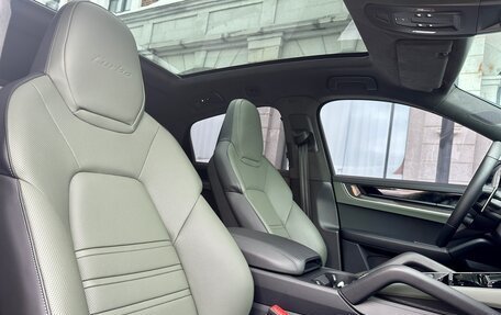 Porsche Cayenne III, 2024 год, 27 000 000 рублей, 24 фотография