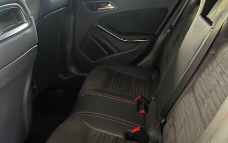 Mercedes-Benz GLA, 2016 год, 2 200 000 рублей, 3 фотография