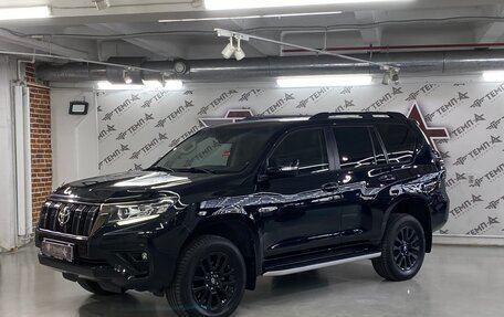 Toyota Land Cruiser Prado 150 рестайлинг 2, 2021 год, 7 150 000 рублей, 4 фотография