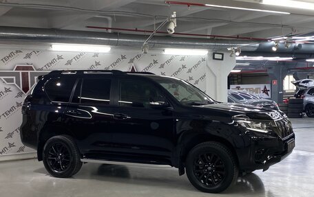 Toyota Land Cruiser Prado 150 рестайлинг 2, 2021 год, 7 150 000 рублей, 10 фотография