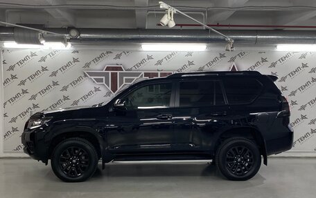 Toyota Land Cruiser Prado 150 рестайлинг 2, 2021 год, 7 150 000 рублей, 5 фотография