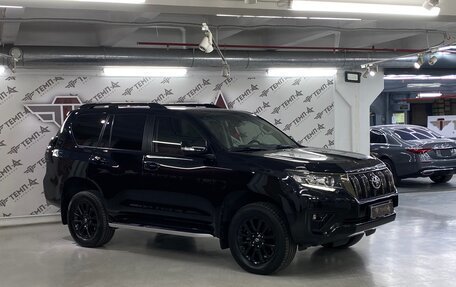 Toyota Land Cruiser Prado 150 рестайлинг 2, 2021 год, 7 150 000 рублей, 9 фотография