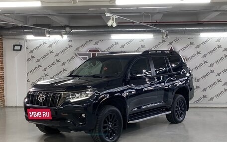 Toyota Land Cruiser Prado 150 рестайлинг 2, 2021 год, 7 150 000 рублей, 3 фотография